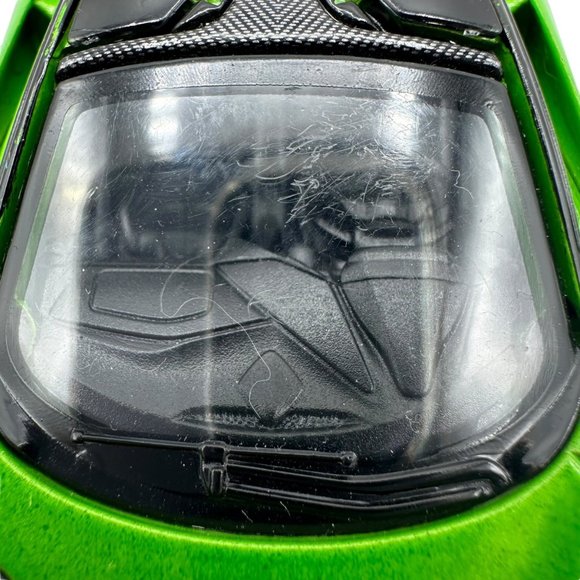 Kinsmart McLaren 720 S Model Car Silver 1/36 Scale KT5403 Diecast Pull Back Acti - Picture 3 of 12